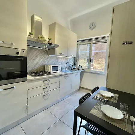 Gt Trastevere Station House Apartment Rome